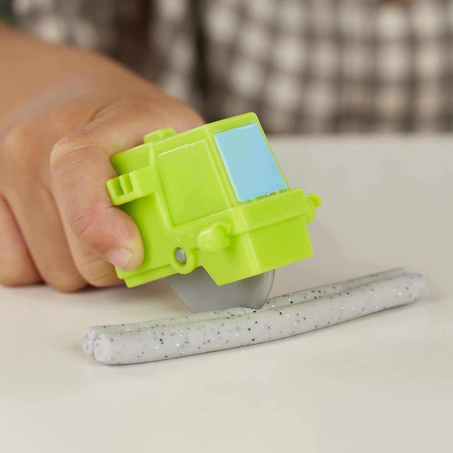 Play-Doh Wheels Crane and Forklift Construction Toys with Non-Toxic Play-Doh Cement Buildin' Compound Plus 2 Additional Colors (Frustration-Free Packaging)