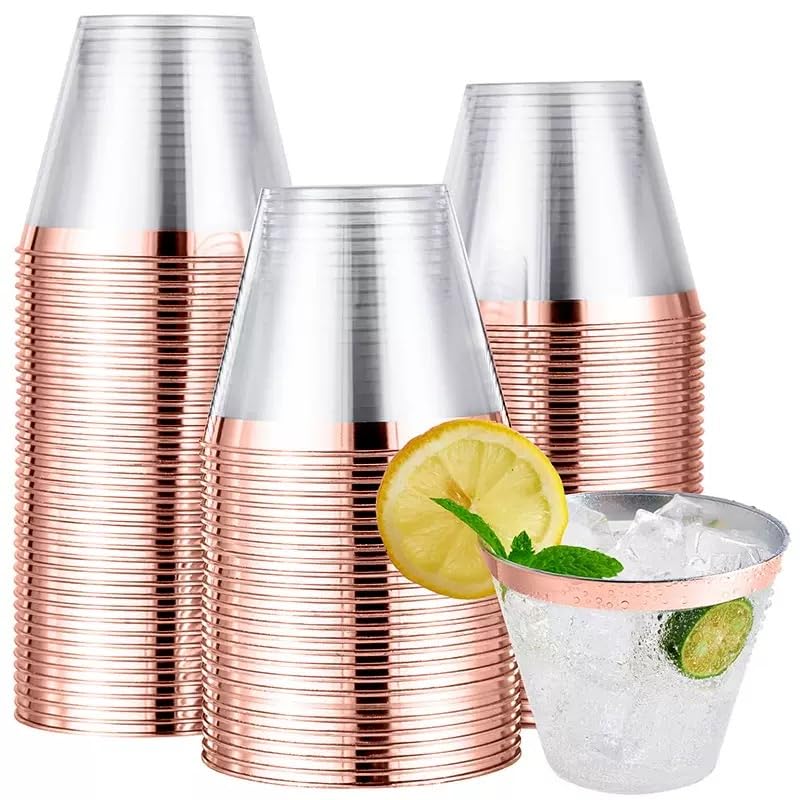 Flûtes à champagne en plastique : finie la casse avec ce lot de 50 verres de fête
