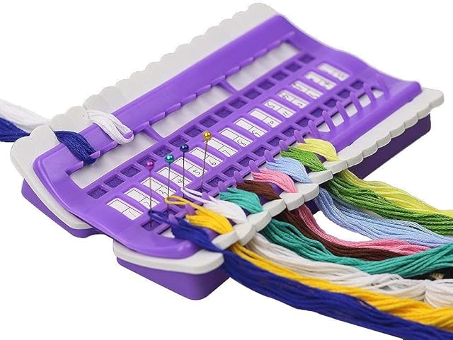 D&D Floss Organiser Reusable Plastic Board Cross Stitch Row Line Tools 30 Threaded Needles Holding Multi-Function Craft DIY Accessory (Purple)