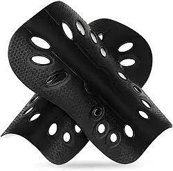 Caneleira de Futebol Profissional, Leve e Resistente, Design Anatômico, Sistema de Ventilação, Tamanhos Adulto e Infantil, Preta