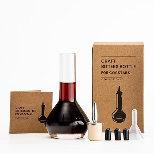 A Bar Above Bitters Bottle - Botellas de vidrio pequeñas de diseño clásico para añadir amargos para cócteles con boquilla de acero inoxidable y disponible en Yaxa Costa Rica