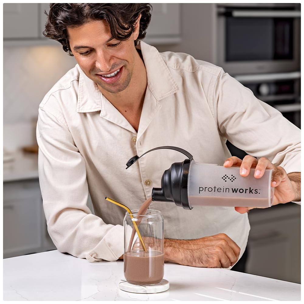 Protein Works | Whey Protein 360 - GOLD Innovation, Proteine in Polvere, Proteine del Siero del Latte, Enzimi digestivi, 12 Vitamine e Minerali, Panna e Fragole, 40 Porzioni, 1.2kg