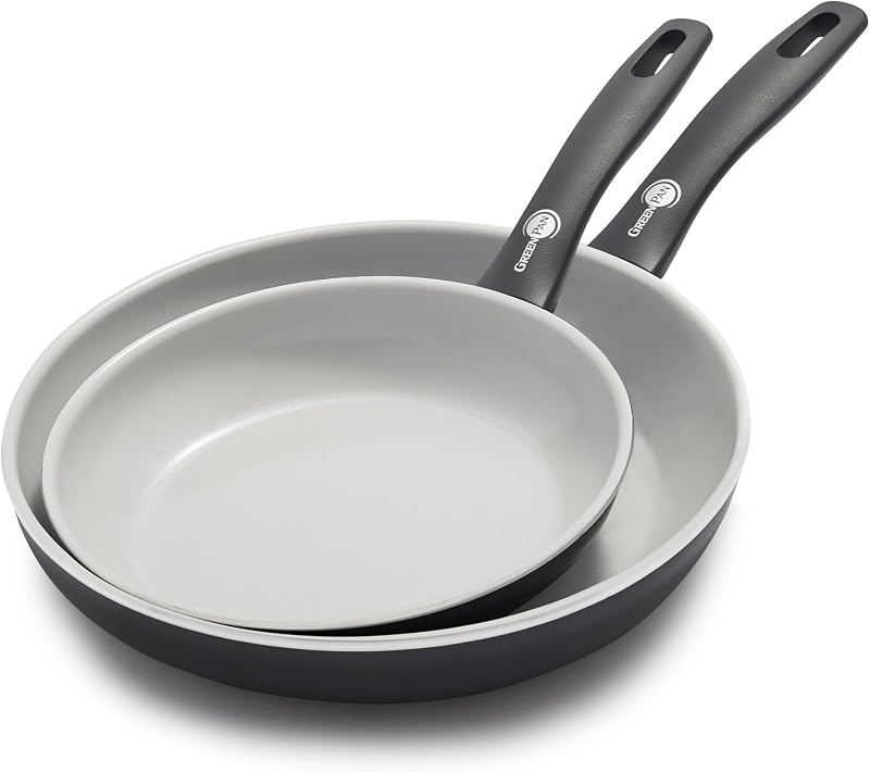 Dover Juego de sartén de 2 piezas de 8 y 10 pulgadas, revestimiento antiadherente de cerámica no tóxico sin PFAS, tortilla de huevo para saltear, apto para lavavajillas y horno, mango que se mantiene fresco, bordes fáciles de verter, negro