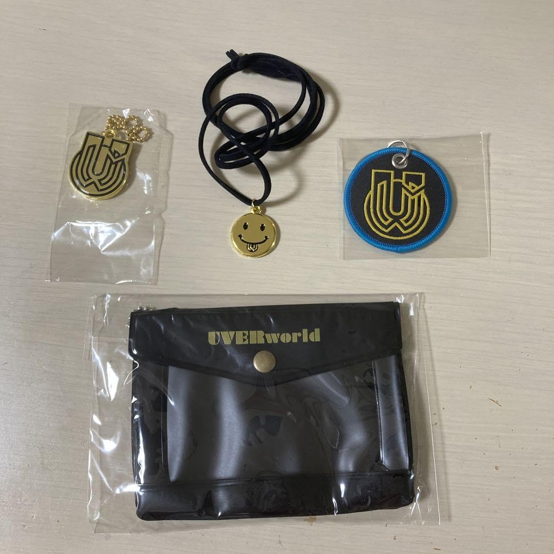 Amazon.co.jp: UVERworld ファンクラブ会員特典 : おもちゃ