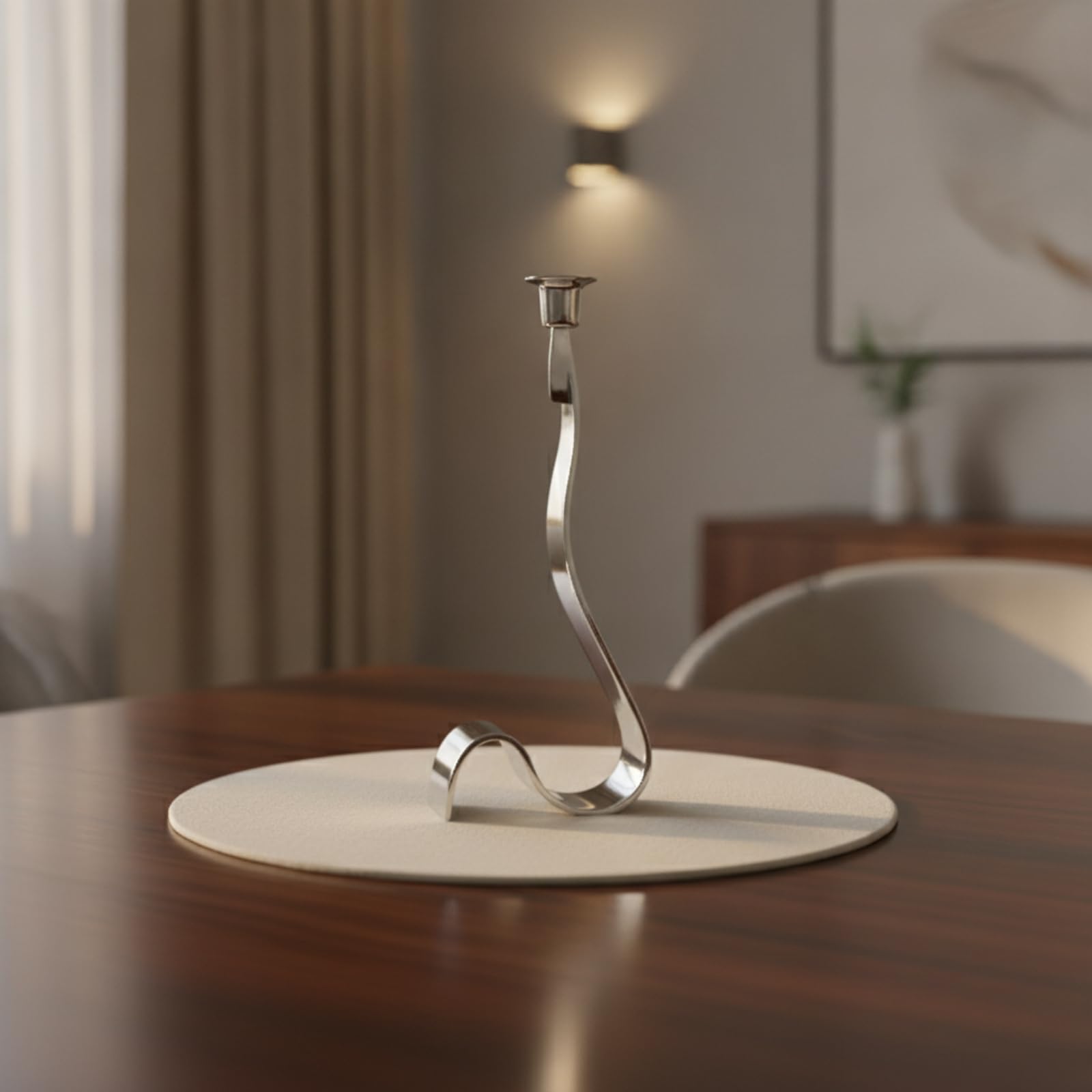 Candelabro Moderno con Base Ondulata Minimalista Candelabro da Tavolo Lucido Portacandele in Metallo per Ristorante, Altezza 30 Cm, Candeliere A Doppia Testa In Stile Artistico