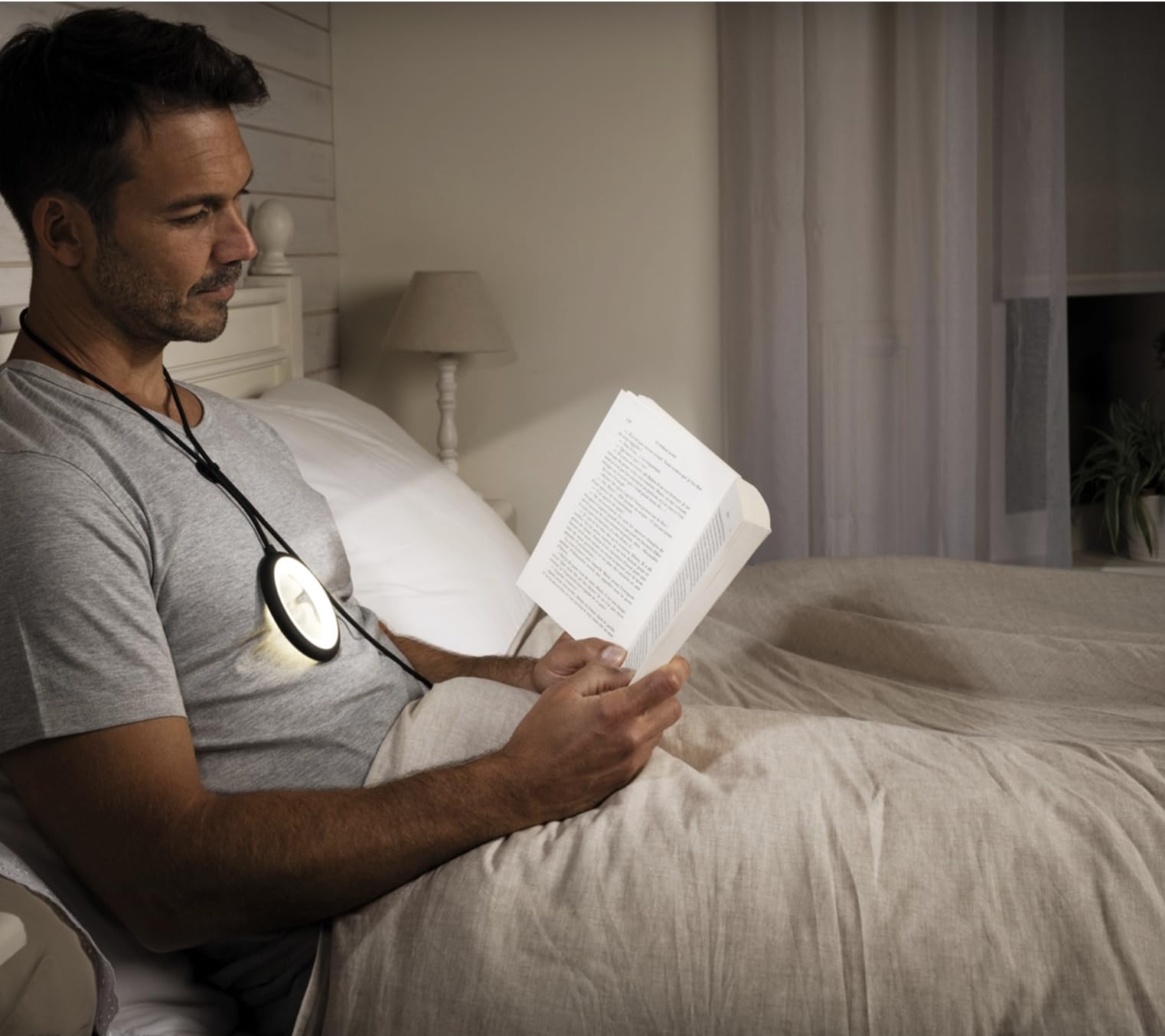 Bily Lampe de Lecture Vert Kaki, LED avec 3 intensités d'éclairage, Ultra légère, Fonctionne sans Batterie ni Piles, Branchement USB, Smartphone