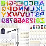 🌈【Juego de 353 moldes de resina de valor】: Viene con moldes de 26 letras y 10 números de resina, 20 llaveros, 100 anillos de hierro, 100 mini tornillos, 50 pines de anillo, 40 gancho para la oreja, 5 Cuentagotas, 5 agitación, 5 cucharas, 10 cordones de collar, 1 bolsa de almacenamiento, 1 taza medidora, 1 taladro manual, 2 tamaños de brocas y lentejuelas de 12 colores, hay 12 colores para que elijas, para ayudarte a hacer abalorios personalizados y añadir color.