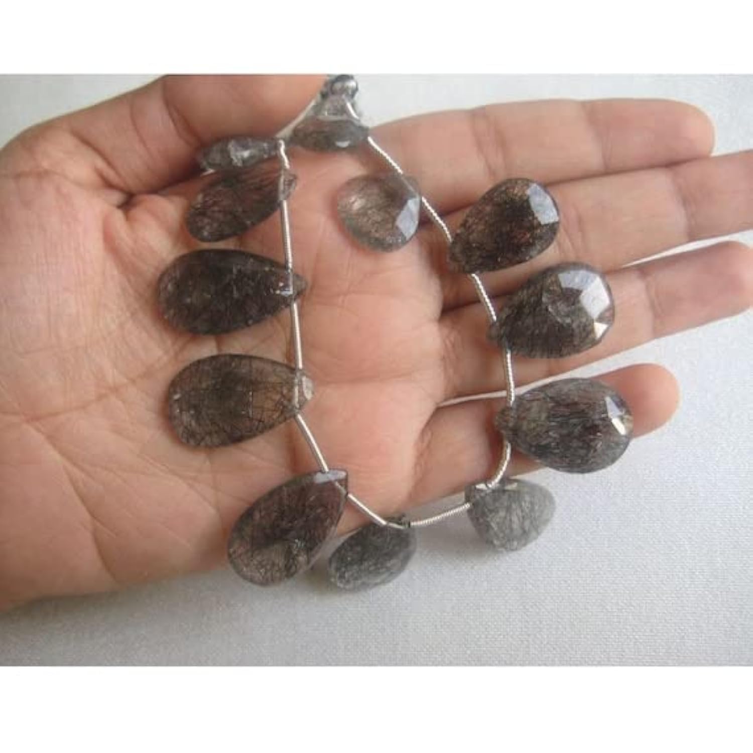 Quartz rutilé briolettes poires facettées fil de pierres naturelles 8 pouces