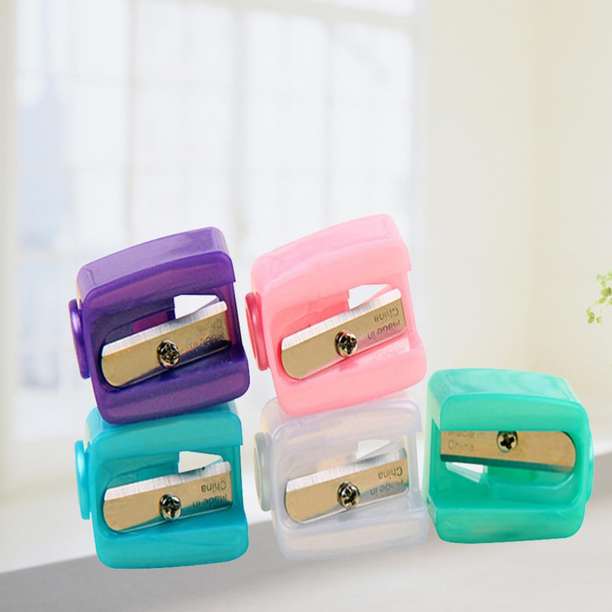 5pcs Cosmetic Pencil Sharpener for Eyebrow and Lip Liner Pencils, Small and Easy to Hold Plastic Sharpener, Delivers a Point Every Time, for Women Makeup Use Random Color