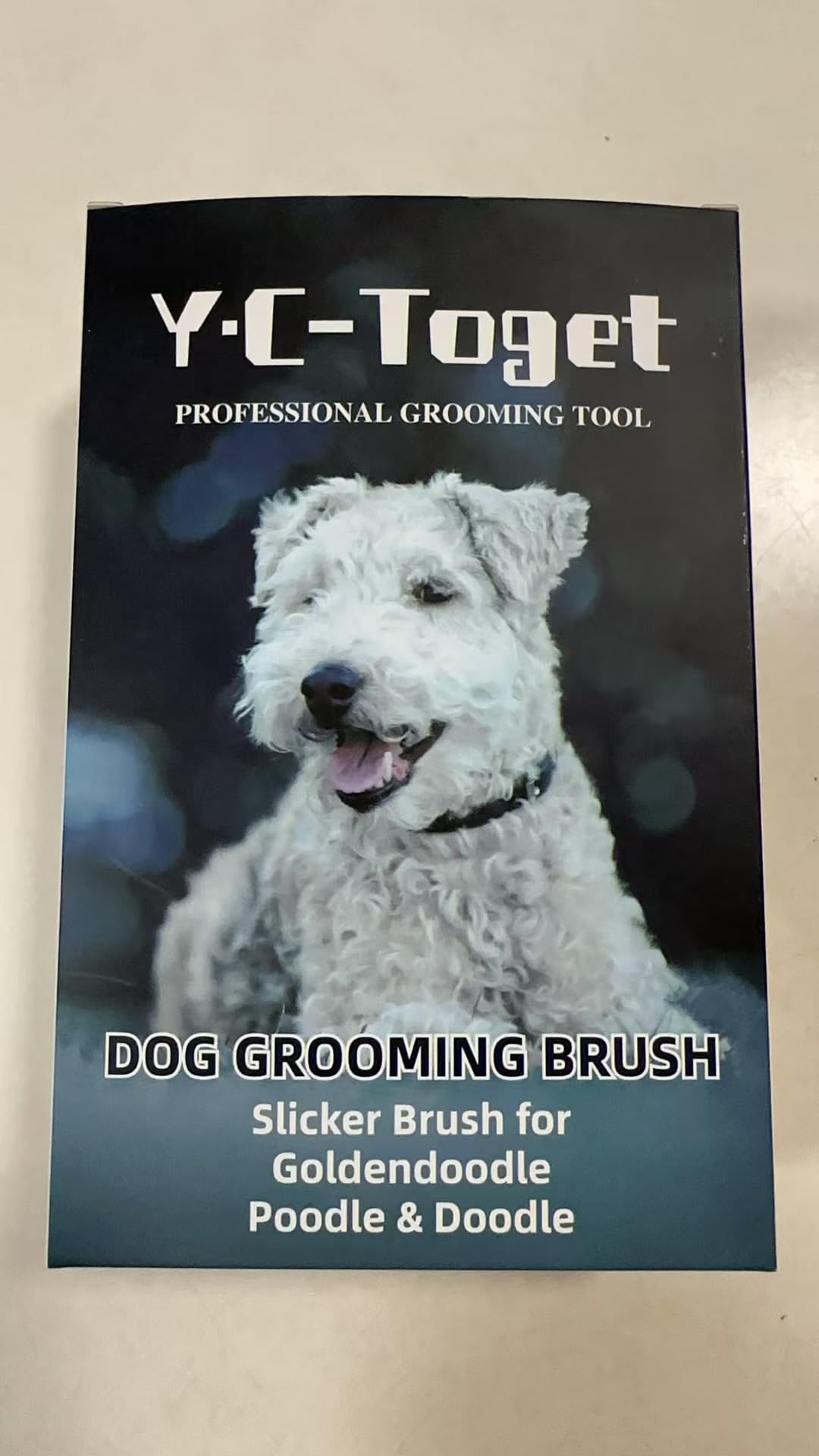 Brosse incurvée extra longue pour chien Golden Doodle, Caniche, Labradoodle – Masse la peau de l’animal, rend les poils doux et brillants, élimine les poils morts et les nœuds efficacement