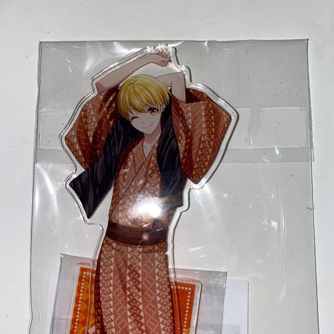 ハピメア アクリルスタンド 夢服あり＆夢服なし 2025年版 2種 弥生