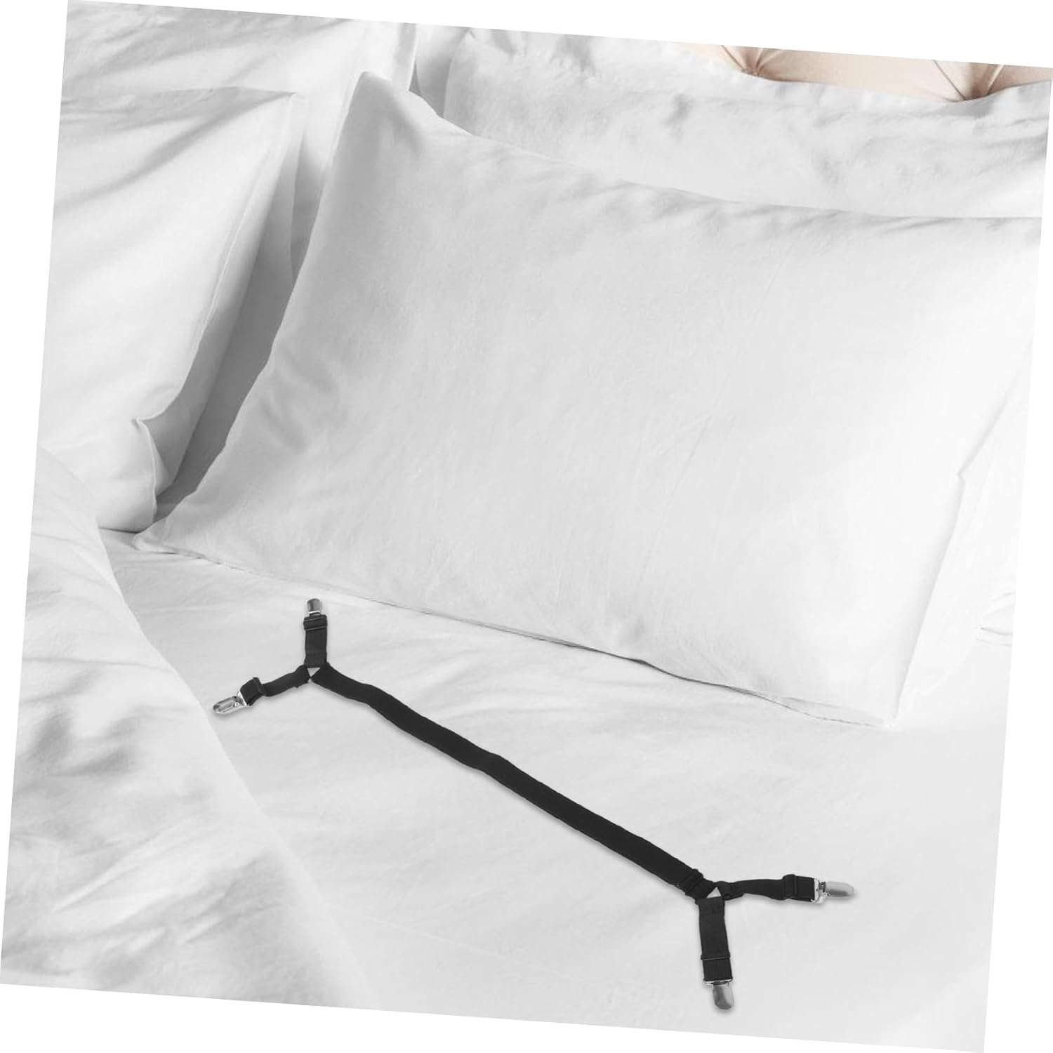 UPKOCH 2pcs Adjustable Non-Slip Bed Sheet Fasteners Quilt Fixing Clips Durable Straps for Secure Bedding Sofa Covers Easy Installation Black Color