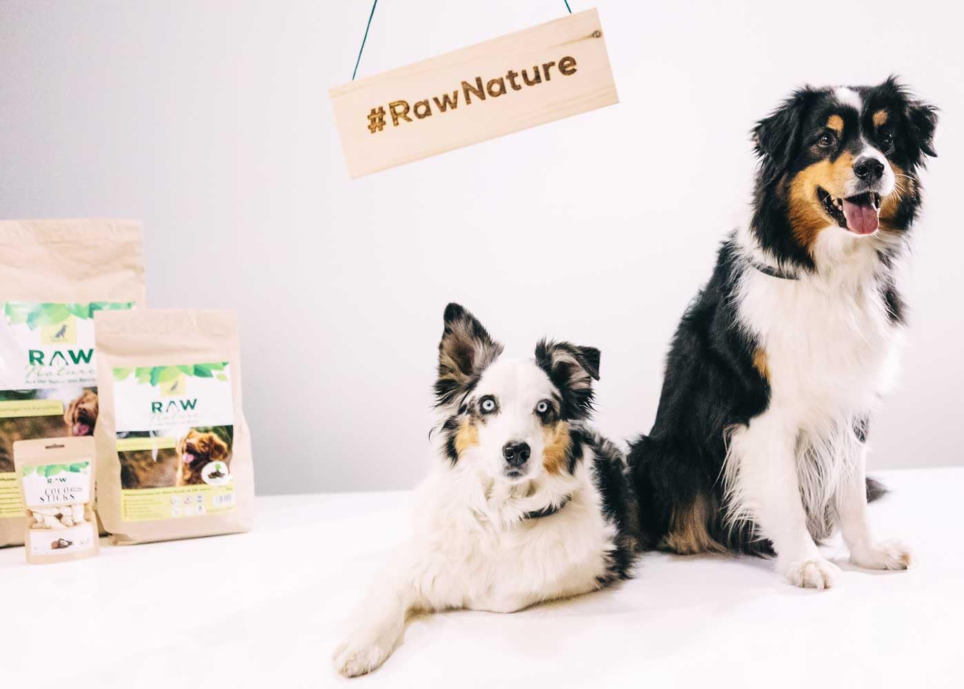 RAW Nature Trockenfutter Senior mit Huhn 12kg, Kaltgepresstes Hundefutter, Getreidefrei, 100% Muskelfleisch, hoher Fleischanteil, für alle Rassen und Sensible Hunde