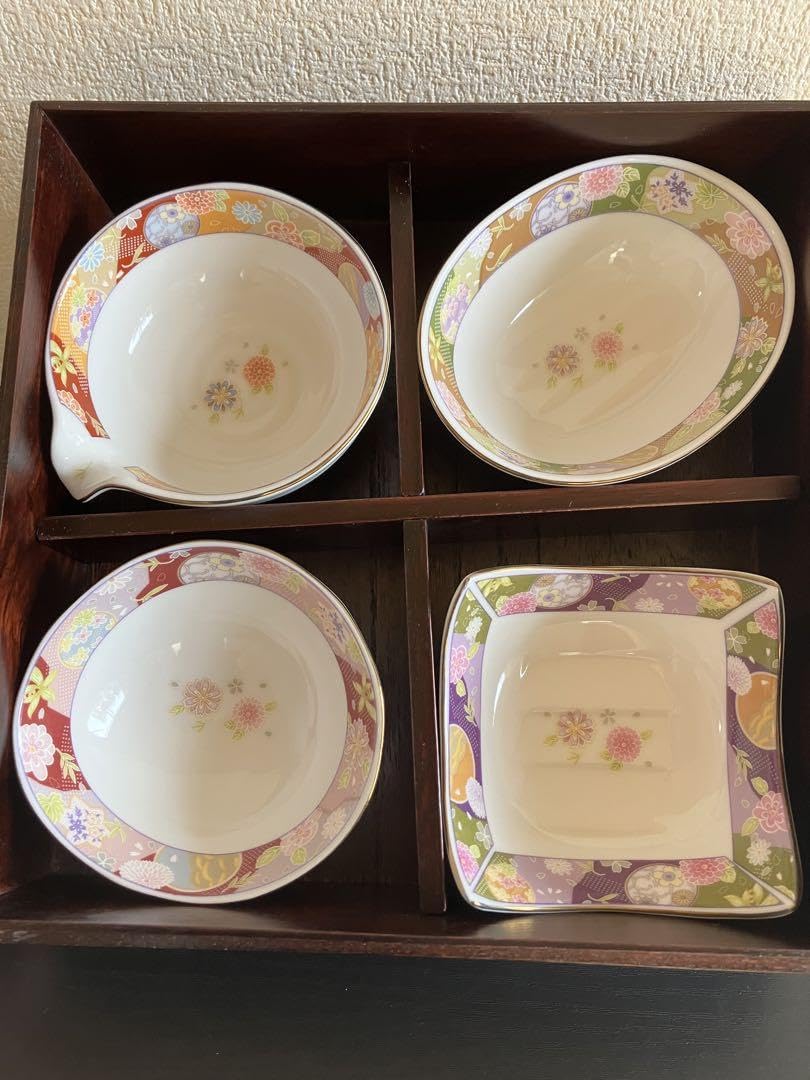 Amazon.co.jp: 中村勘三郎 和陶器セット(8枚) : ホーム＆キッチン