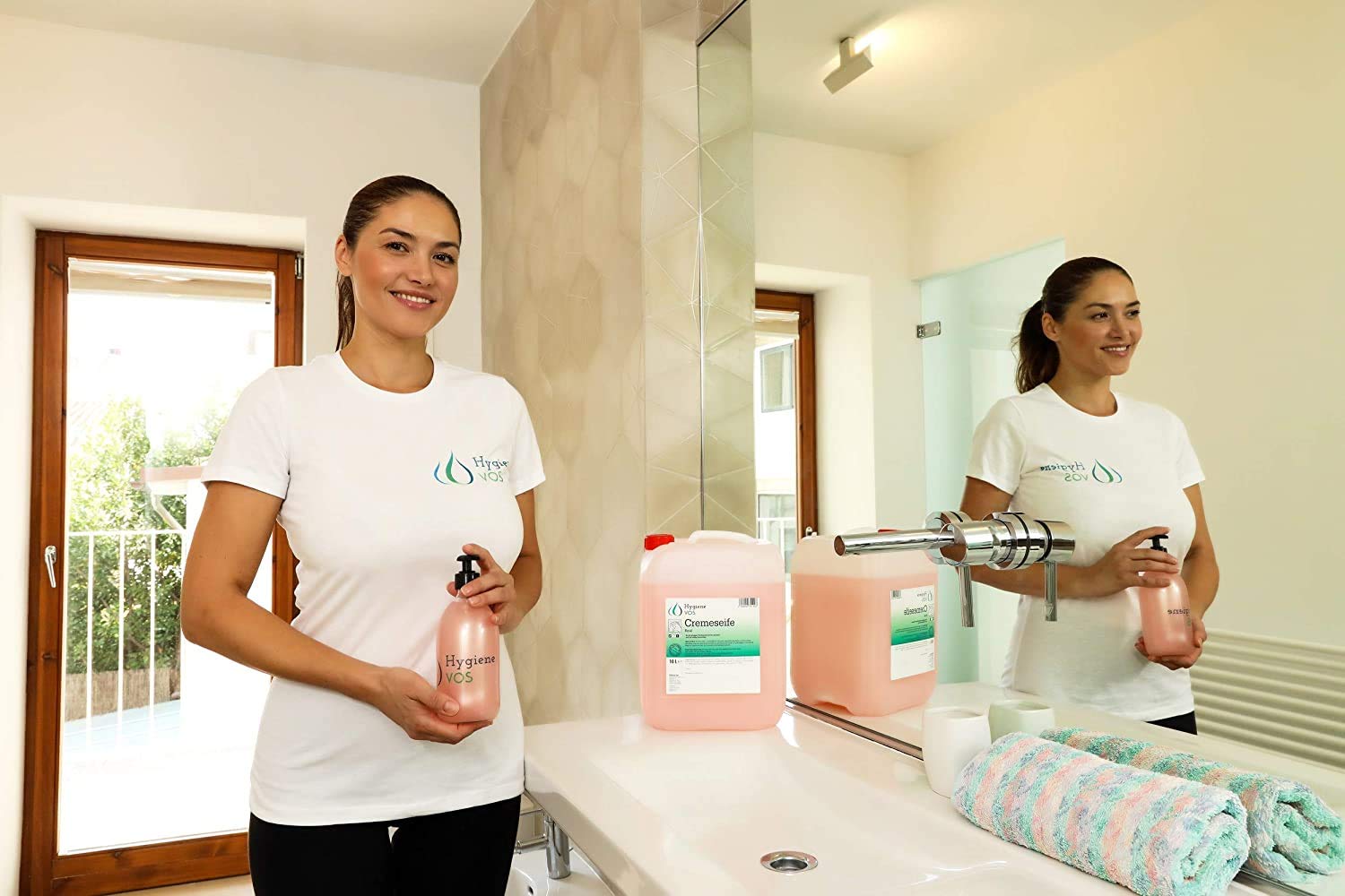 Hygiene VOS Cremeseife 96 Kanister je 5 Liter gesamt 480 Liter milde Waschlotion Seifencreme rosa für gängige Druckspendersysteme Seifenspender