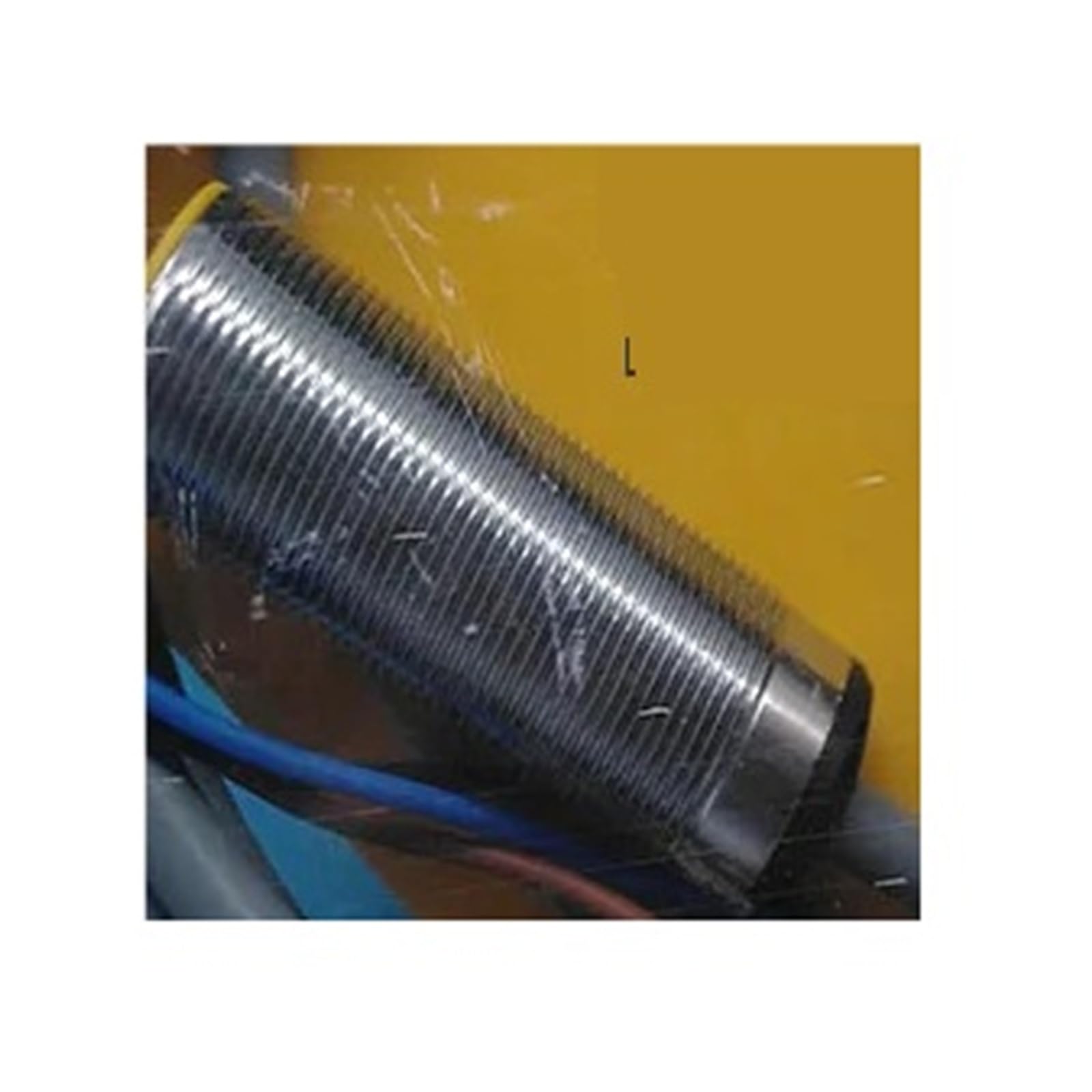 Détecteur BI5U-M18-AP6X résout pannes de détection sur aluminium et acier