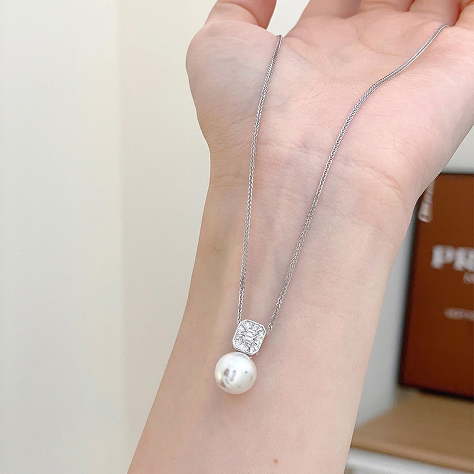 Collana 375/585/750 Oro Bianco, Ciondolo per Collana Semplice Donna con Perla Acqua Dolce e Diamante Sintetico, Catena Regolabile 40+5 cm
