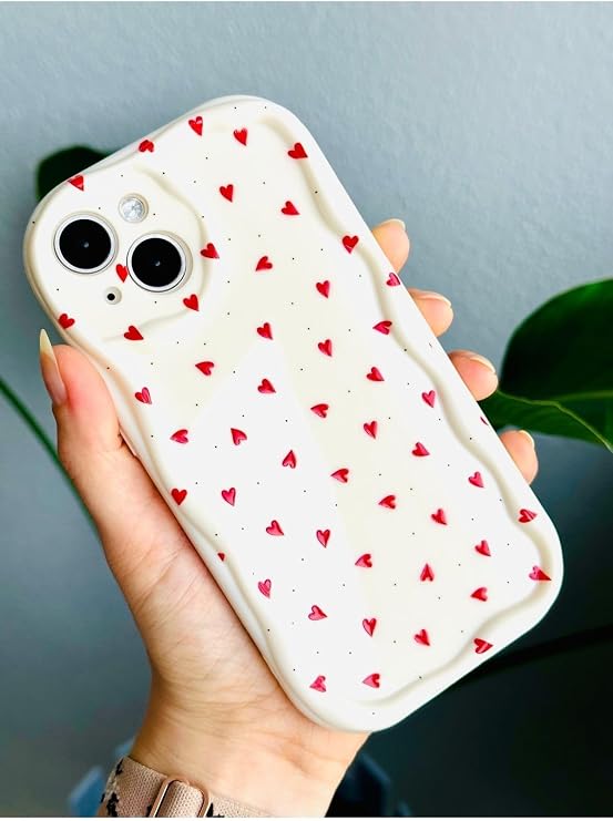 Go Aksesuar Iphone 13 Ve 14 ile Uyumlu Kırmızı Kalpler Baskı Desenli Silikon Kılıf