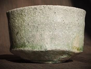 新作★辻村唯【師：辻村史朗】★自然釉小服茶碗★共箱・布 Amazon.co.jp: 辻村唯師辻村史朗自然釉小服茶碗共箱 布 : ホーム