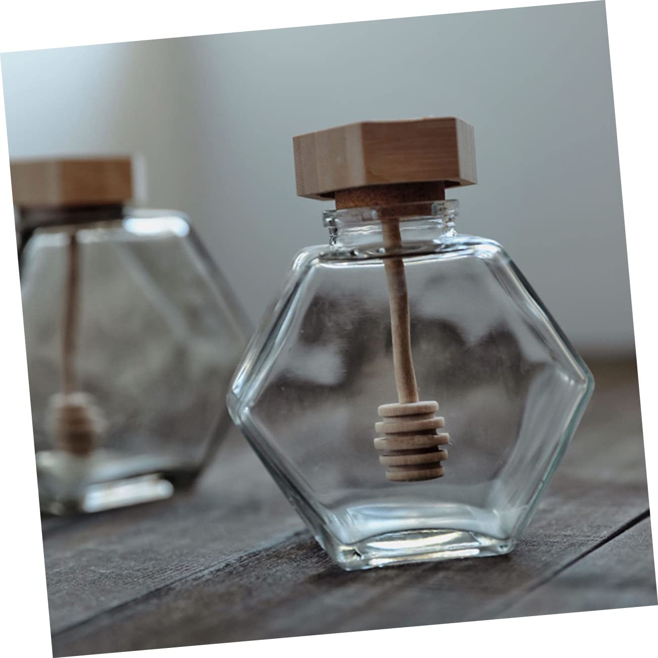 Mobestech Honey Dispenser Jar with Dipper Lid Glass Honey Container for Syrup Storage Easy to Clean Unique Design for Kitchen Party Favors