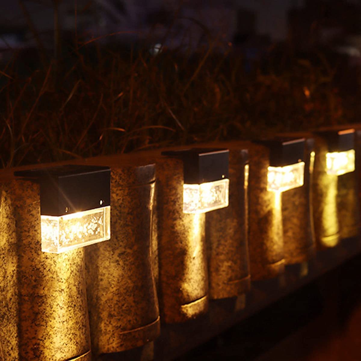 Lampy płotowe solarne na zewnątrz, światła stopniowe RGB, wodoodporne solarne światła do pokładu, lampy ścienne LED do ogrodu na ścieżkę, podwórko, patio, schody, stopnie i płoty, 4 szt