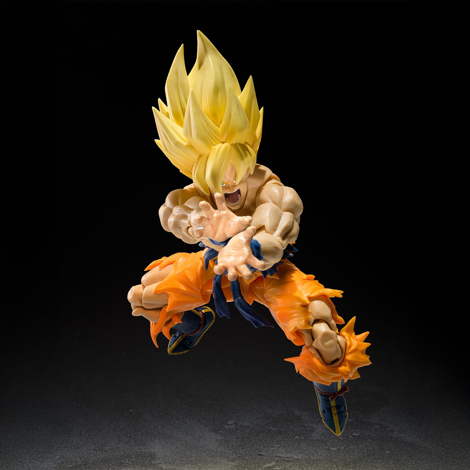 Amazon.co.jp: TAMASHII NATIONS S.H.Figuarts スーパーサイヤ人孫悟空