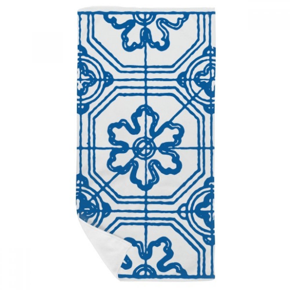 Serviette de bain fleur bleue pour une touche spa à la maison 35x70