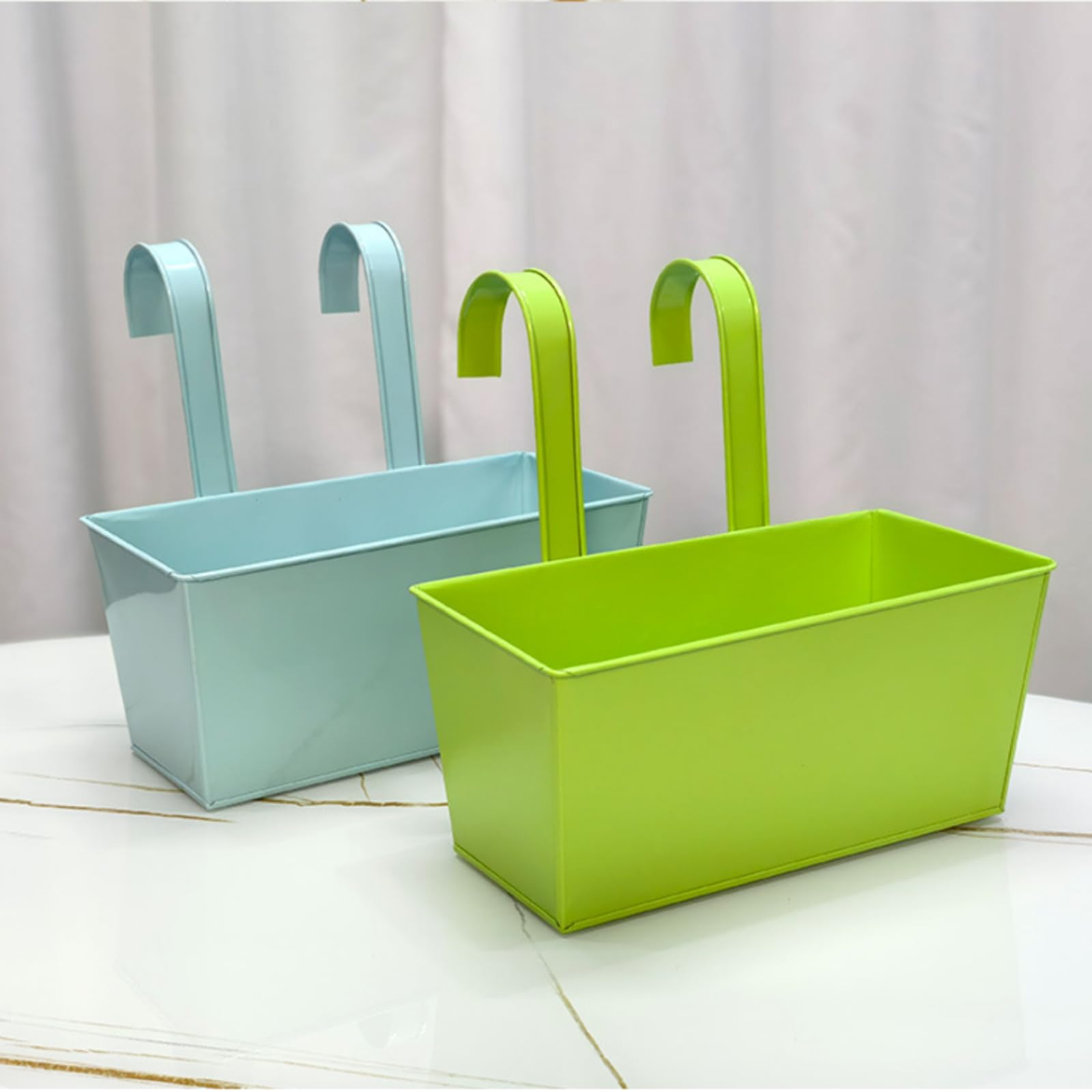 4 Pièces Jardinière Suspendue Pot de Fleurs Rectangulaire Crochet Robuste Fer Peint Finition Lisse Adapté pour Balcon Jardin Clôture, Violet Clair