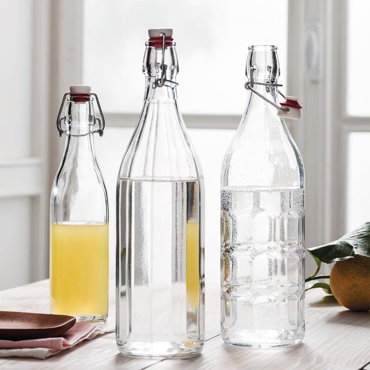 Oxford - Botella de agua para mesa (1 litro), diseño de botella de cristal con clip, ideal para hacer cordiales caseros e infusiones en el hogar