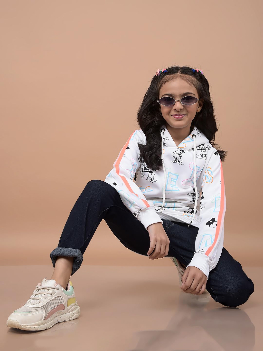 Crimsoune Club Girl's White Graphic Print Hooded Neck Sweatshirt (13-14Y) 2