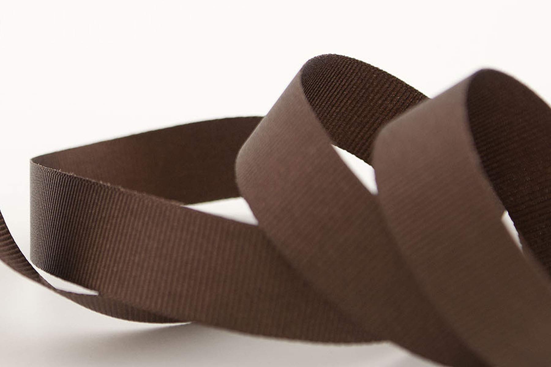 Berisfords 41025 20 m x 16 mm Polyester Grosgrain Ribbon, Chocolate, 16mm - Image 3