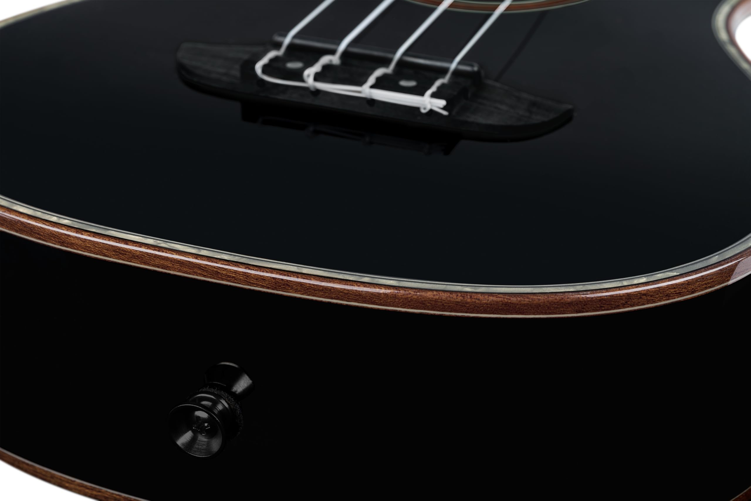Ortega Guitars Konzert Ukulele Akustisch – Onyx Series – Inklusive Gigbag – Fichte, Mahagoni, Schwarz (RUOX-CC)