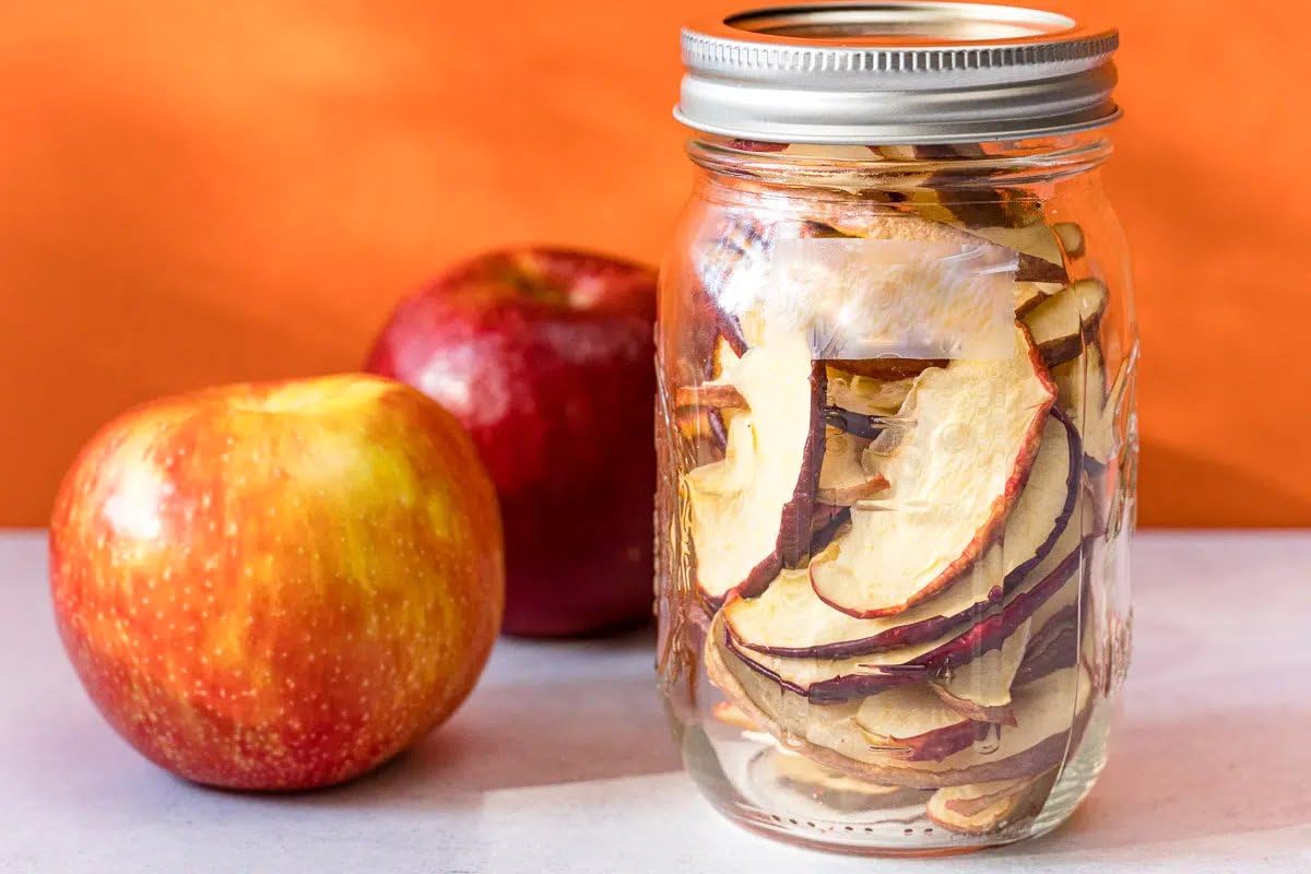 A D Food & Herbs Dried Apple Slices, No Added Sugar, Dehydrated Fruit Snacks, Garnishes for Drinks, Cocktails, Tea (100 Gms)