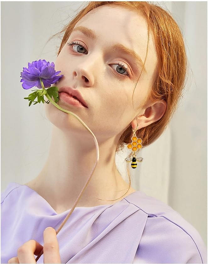 Bee Honeycomb Earrings for Women Simple Geometric Hexagon Honeycomb Beehive Dangle Earrings Dainty Bee Earrings Honeycomb Jewelry Costume Accessories - Image 6