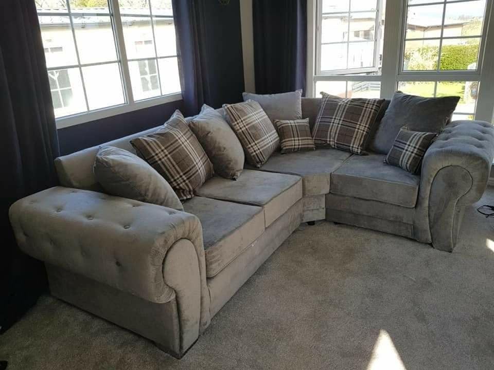 Rosmaron Möbel Verona 2C2 Ecksofa, Grau, L-förmig, 5-sitzig, Chesterfield, Polyester, Schaumstoff, Holz, 5 Jahre Rahmengarantie