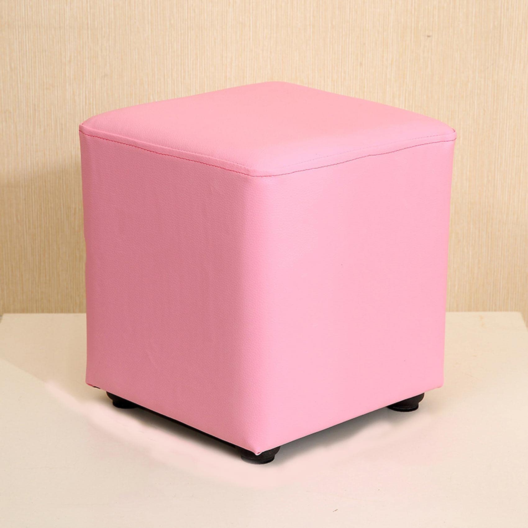 Pouf repose-pieds en cuir PU rose pour créer un coin détente cocooning au salon