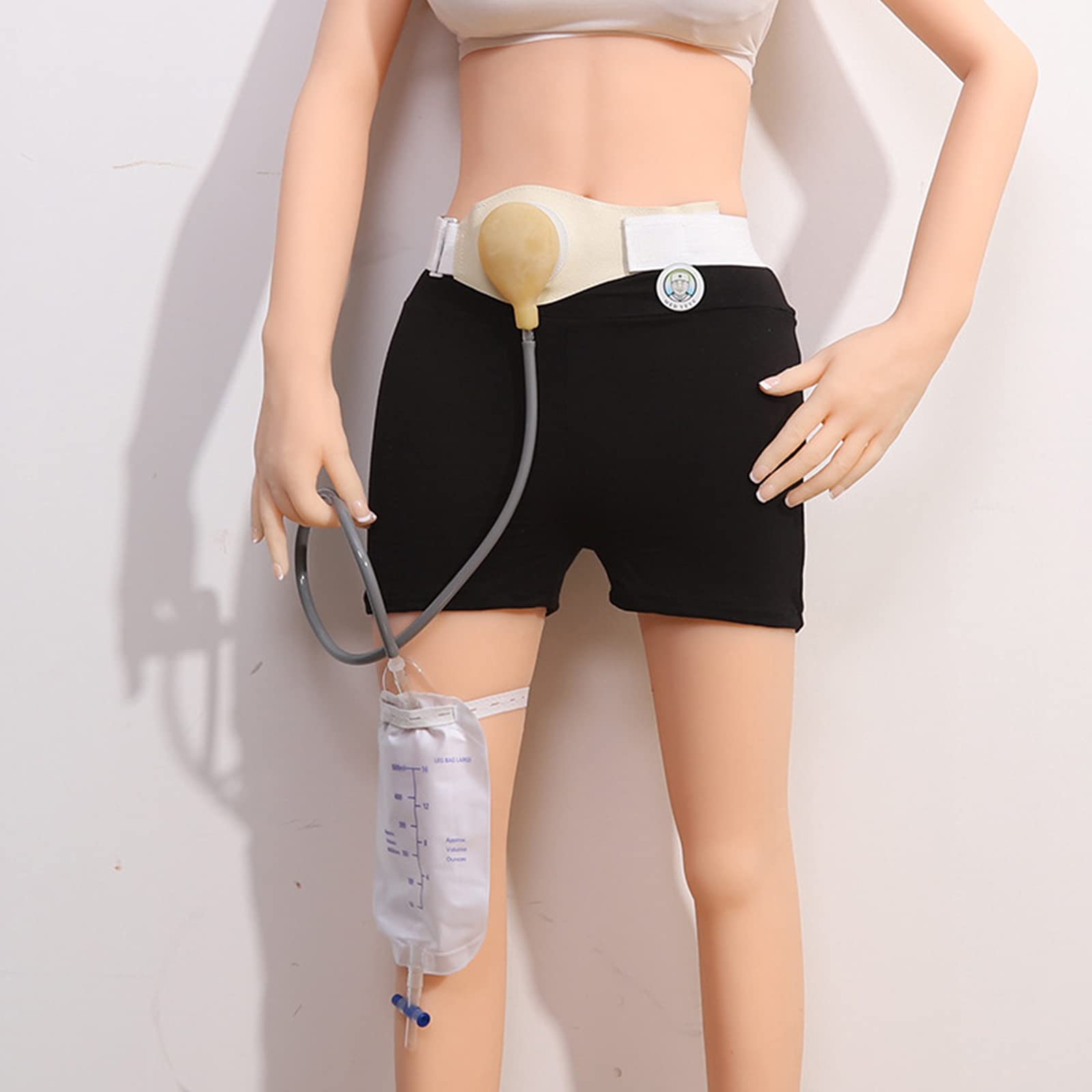 Cinturón de soporte for bolsa ostomía fija y previene la hernia paraestomal en pacientes con colostomía. Incluye 2 correas for las piernas