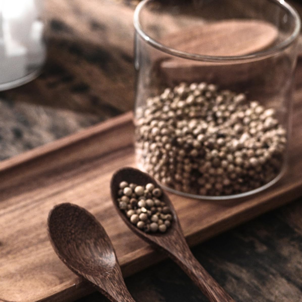 Gewürzglas Gewürzbehälter mit Holzdeckel und Löffel Mehrzweck 1 Satz aus Glas mit Tablett Einfache und Kreative Aufbewahrung für Küche und Esszimmer