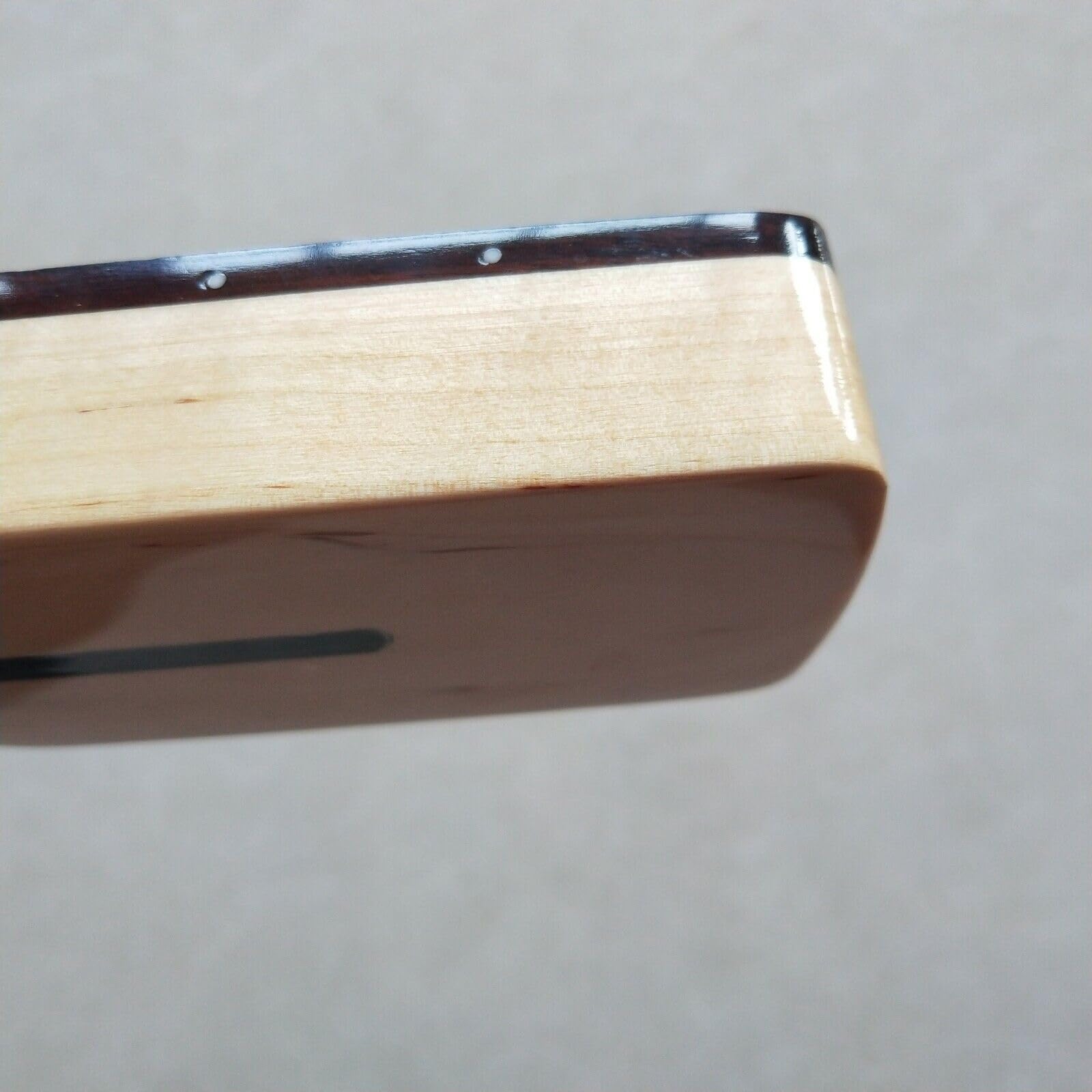 Amazon.co.jp: フレットレスエレキギターネック 22 フレット 25.5