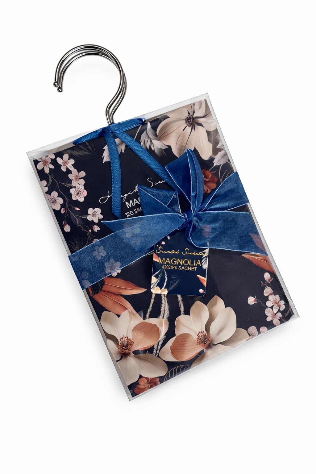 Design By Violet Zara Magnolia Hanging Sachets Pack of 4 | 4 scented hanging sachets with Magnolia fragrance. Ideal for wardrobes, drawers, cupboards and home fragrance.