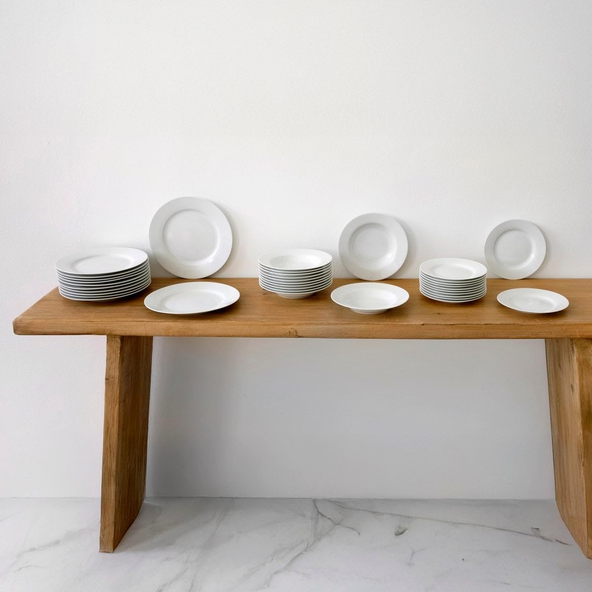 UNIMASA - Juego de 12 platos de postre redondos blancos de porcelana de 19 cm. Configura tu vajilla completa moderna para 12 personas a tu gusto