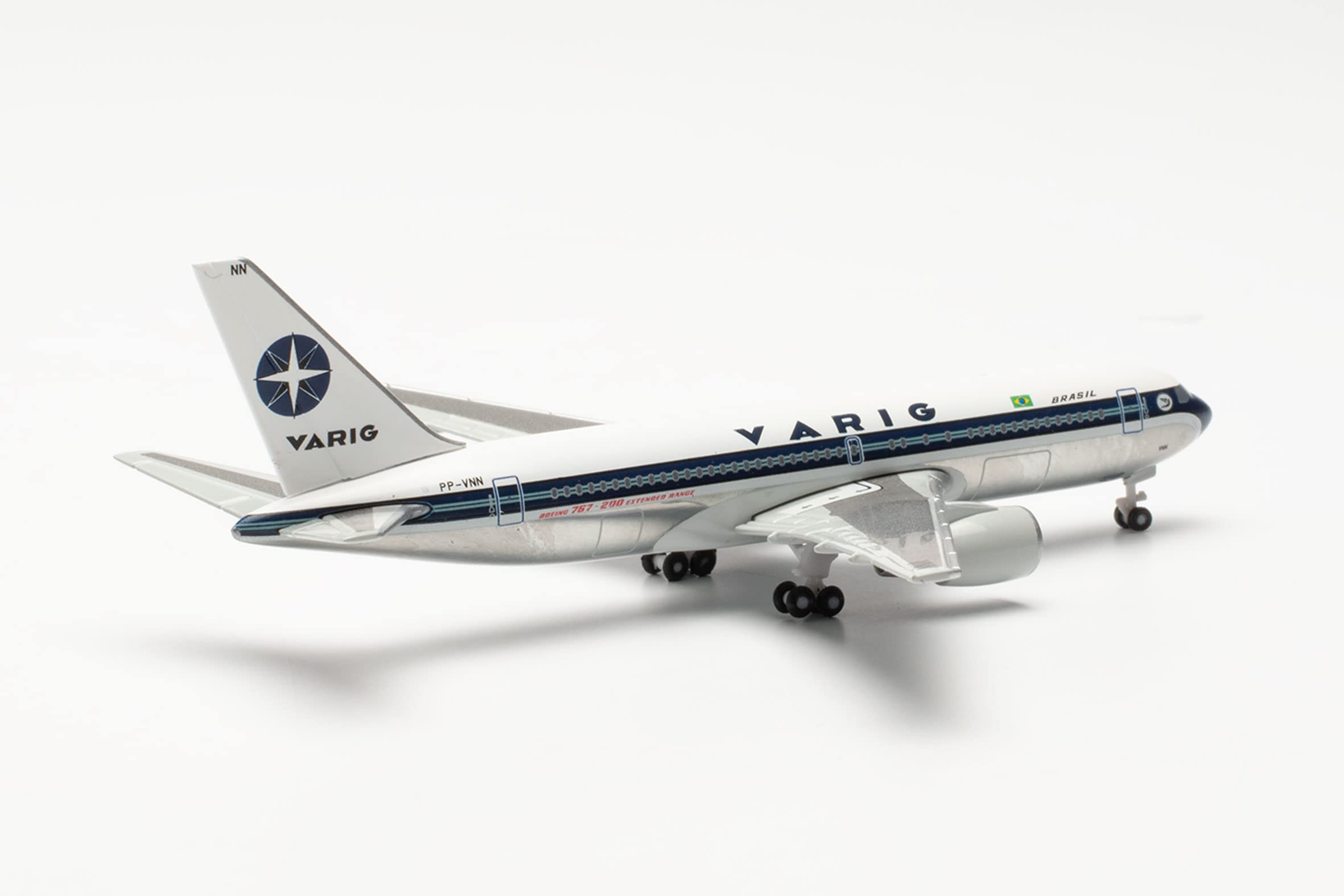 herpa Varig Boeing 767-200 Model Plane, PP-VNN, Scale 1:500, Model Making Aircraft - Image 3