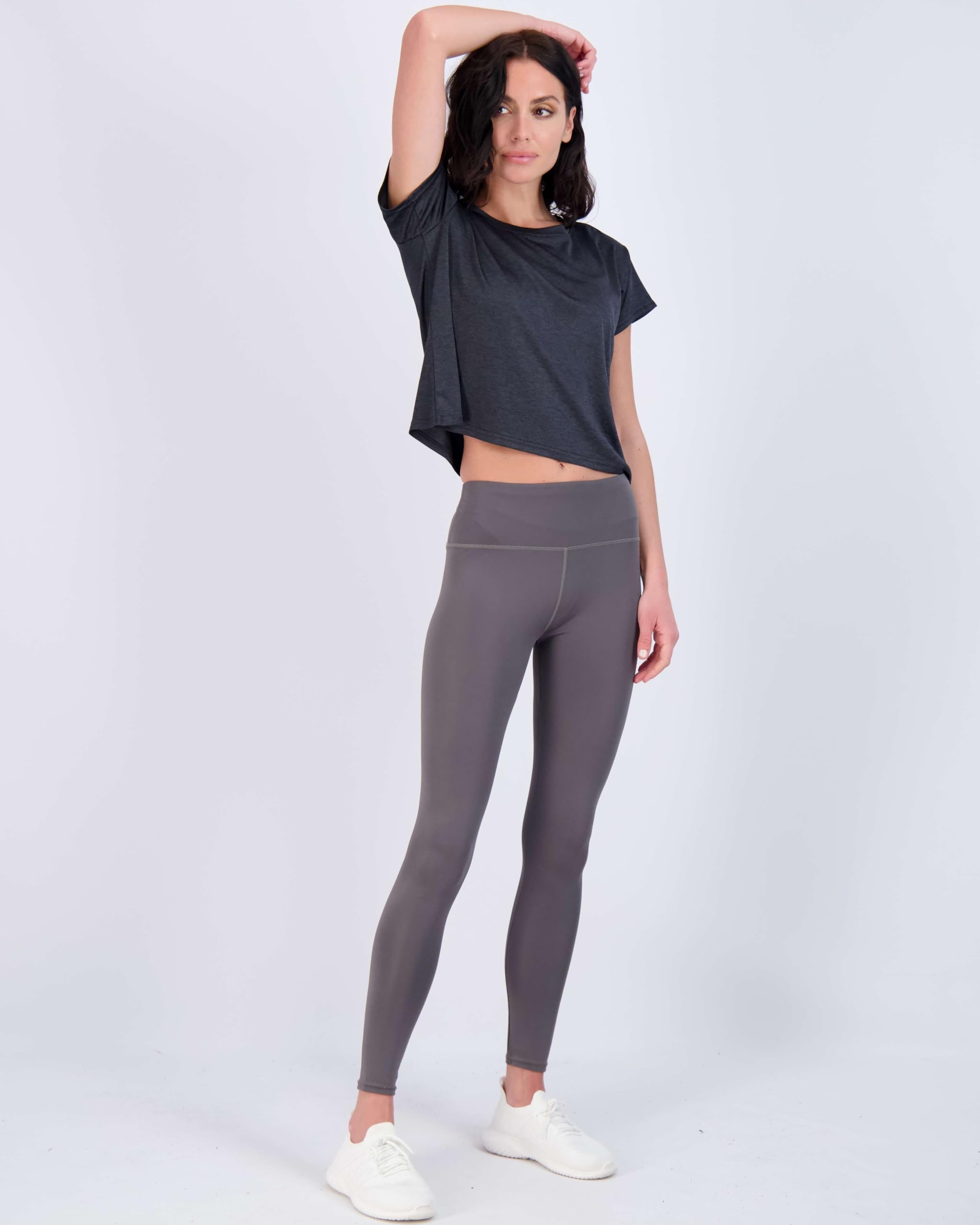 Real Essentials Damen Crop Top T-Shirt | Erhältlich in Übergröße, feuchtigkeitsableitendes Cropped-T-Shirt, Rundhalsausschnitt, Yoga, Laufen, Wandern, Bewegung
