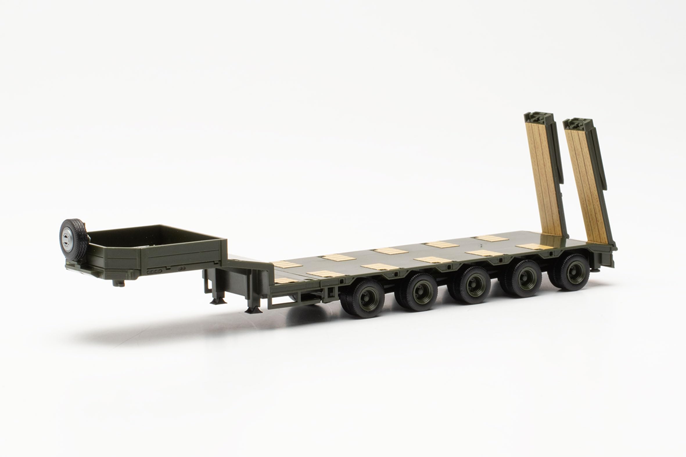 Herpa Modèle de Camion Goldhofer Semitie Semi-remorque avec arrière biseauté et rampes d'accès, 5a, Miniature à l'échelle 1:87, Objet de Collection, fabriqué en Allemagne, Plastique