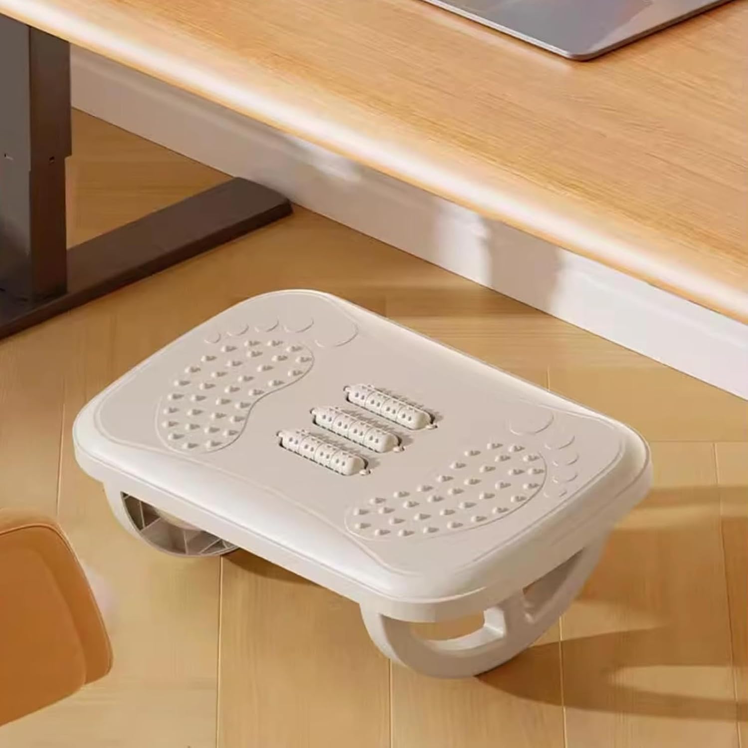 Ergonomic Foot Stool, Leg Relax Footrest, No Surface to Relieve Leg Pressure, Suitable for Home/Office Use(White,37.5 * 23 * 12CM)