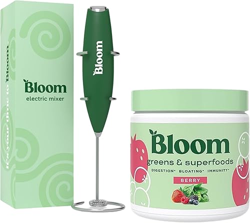 Bloom Nutrition Super Greens Powder Smoothie and Juice Mix, Probiotics for Digestive Health &amp; Bloating Relief for Women, Berry + Milk Frother High