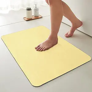 Bathroom Mat Quick Dry, Bathroom Rugs Non Slip Washable Thin Absorbent Bath Mat Fits Under Door Bathroom Floor Mat Perfect for Bath, Shower, or Sink 16"x24" Light Yellow