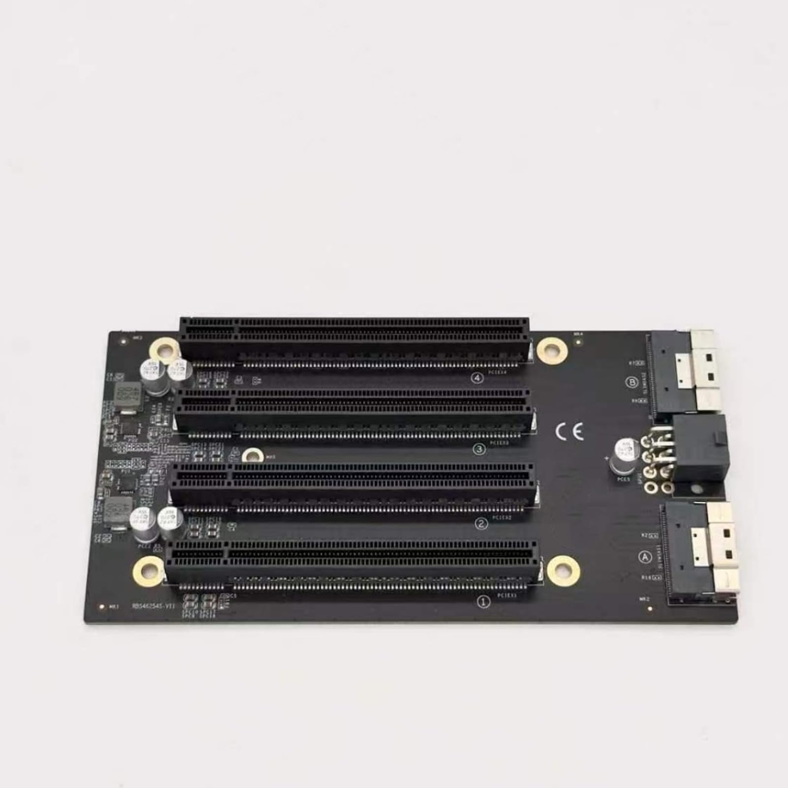 Scheda Estensione PCIe4.0 avanzata con 4 Slot PCIe X4X4X4X4 e Robusta Base Tg170 per Un Funzionamento Stabile