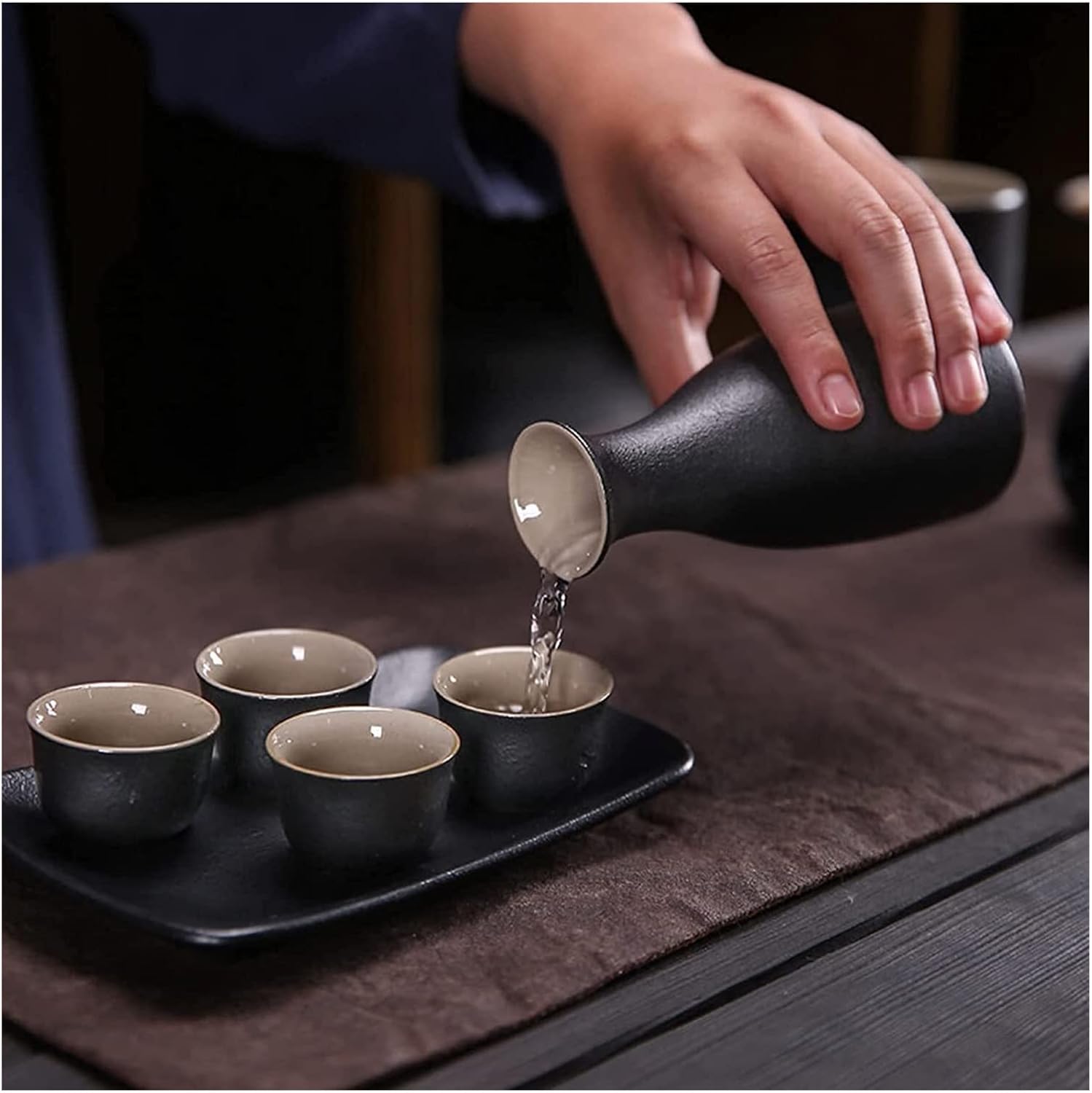 Set di tazze per sake Set per sake in stile giapponese per sake freddo/caldo/Shochu, set per sake in ceramica con pentola più calda e vassoio - Set tradizionale in ceramica giapponese caldo 8 pezzi di
