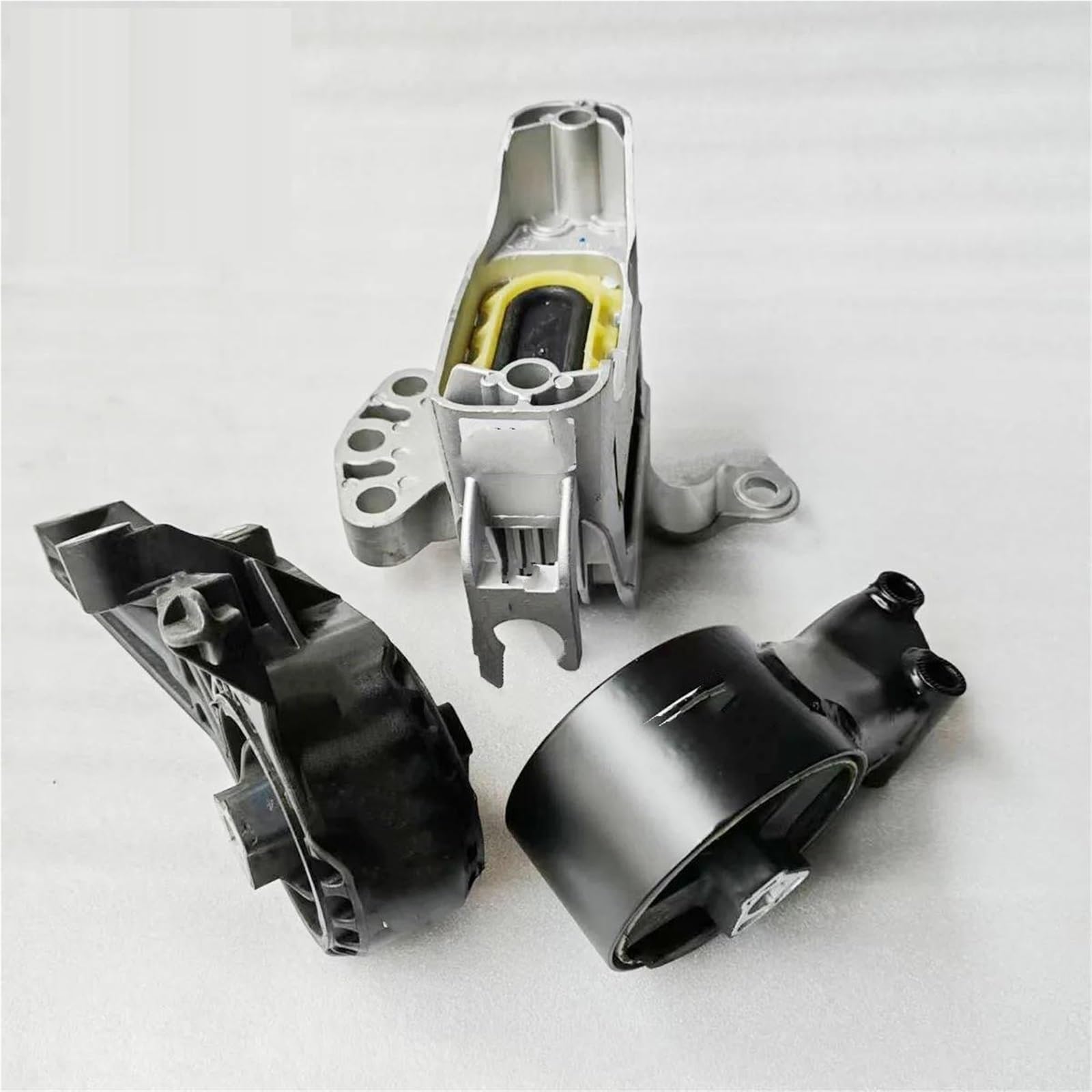 1Set Engine & Transmission Mounts for Excelle OEM 13248554 13248475 13248493 13248630 Competition(3pc)